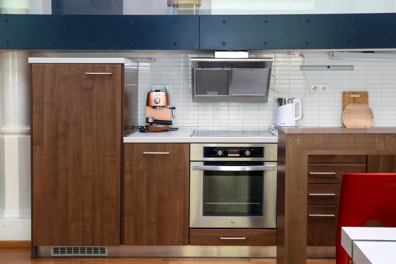 Modern Apartment With Terrace And Air Conditioning براغ المظهر الخارجي الصورة