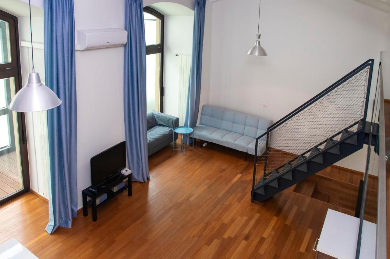 Modern Apartment With Terrace And Air Conditioning براغ المظهر الخارجي الصورة